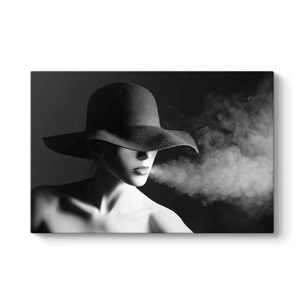 Şapkalı Kadın Tablosu - Model 1